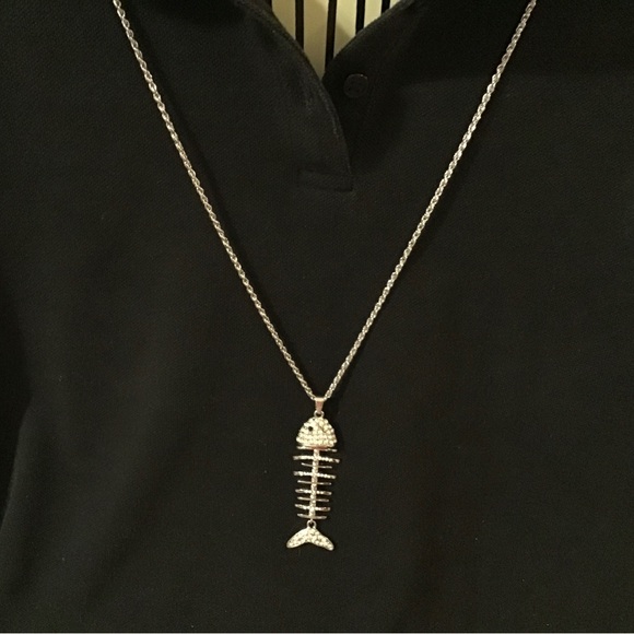 🩸[2/$32.00]🩸Fishbone Necklace - Picture 4 of 6
